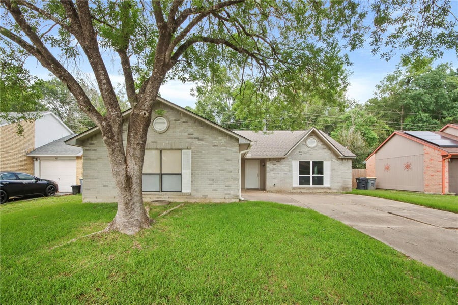 Property photo for 22822 Melham Lane, Spring, TX