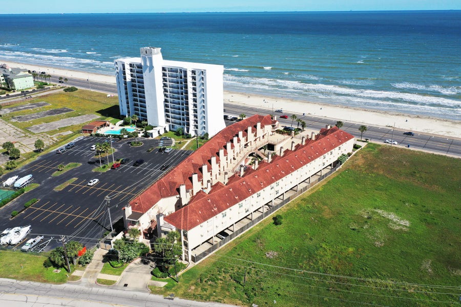 Property photo for 7312 Seawall Boulevard, #208, Galveston, TX