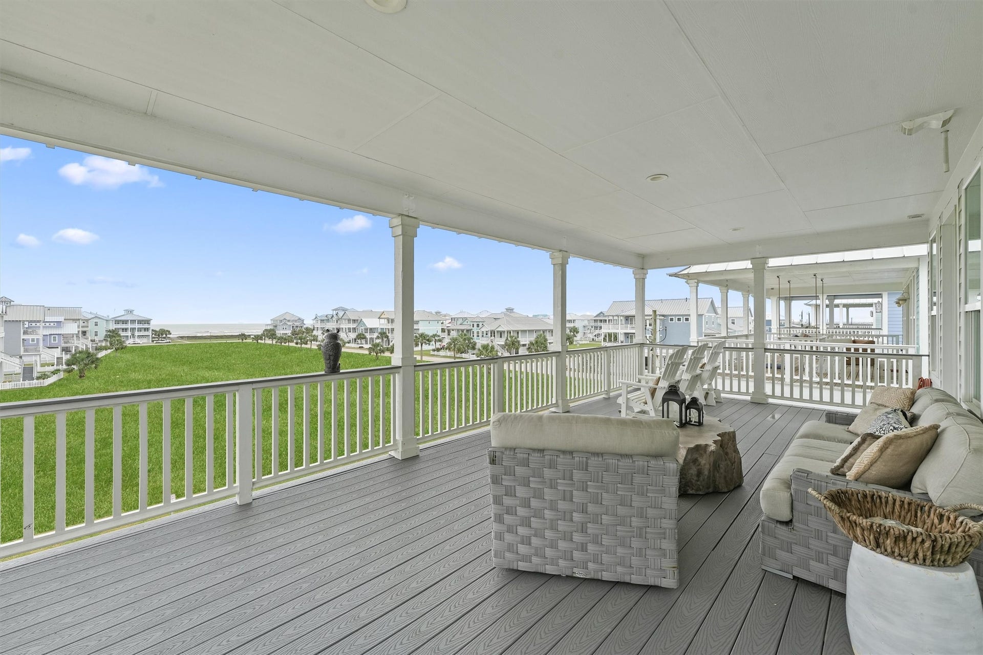 11418 Starfish Lane, Galveston, TX 77554 This exquisite home, offered fully furnished, has been thoughtfully designed and meticulously curated for comfort and style.