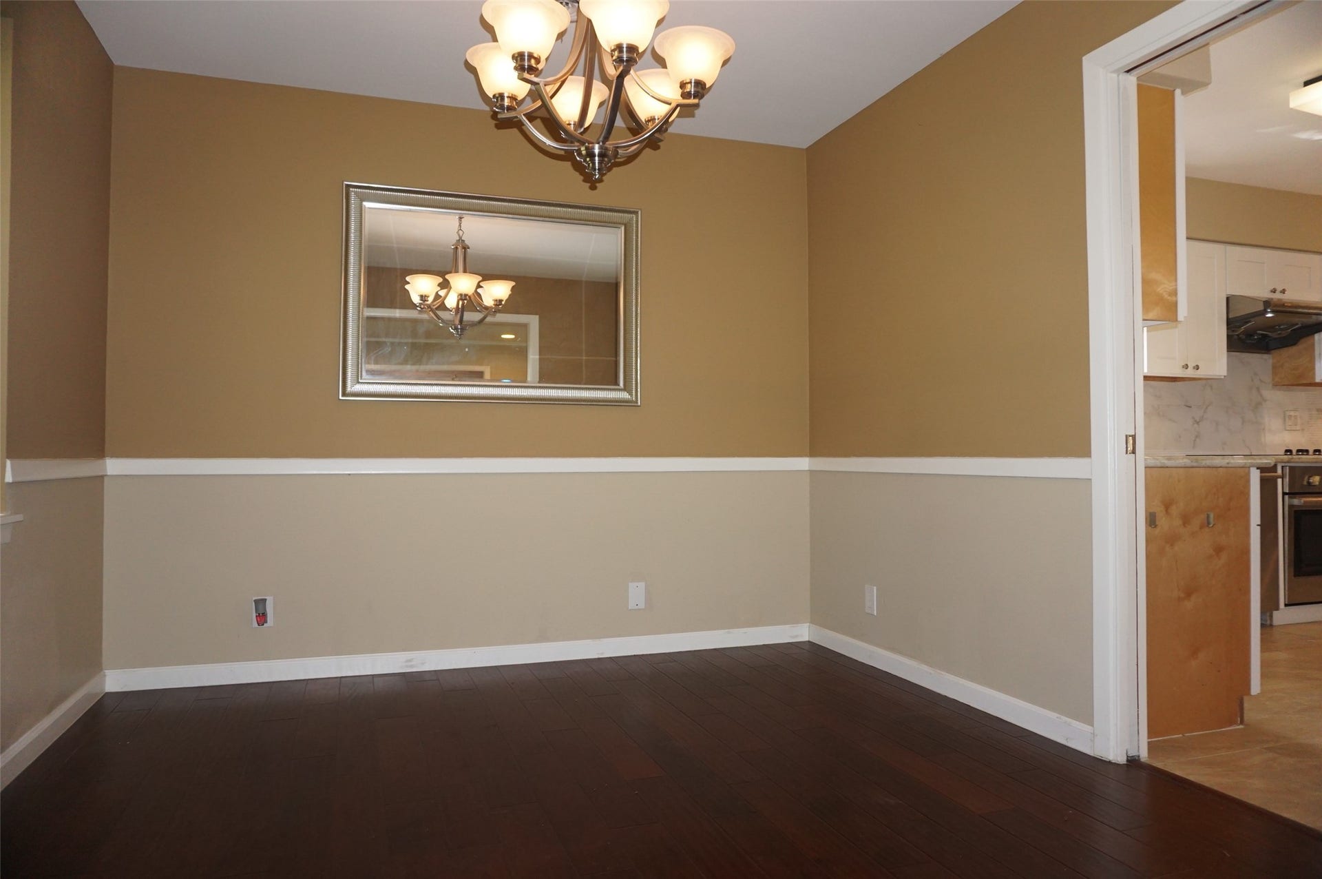 5422 Darnell Street, Houston, TX 77096 5422 Darnell Street, Houston, TX 77096