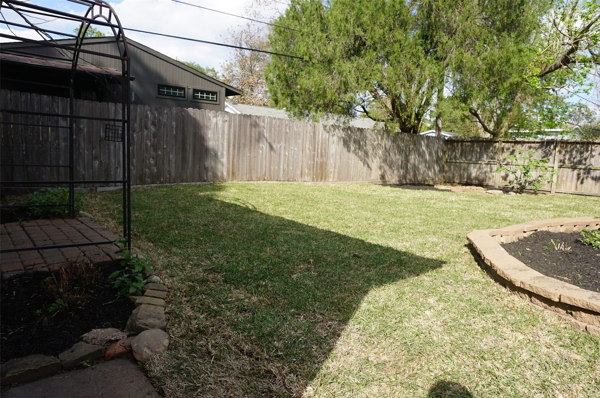 5422 Darnell Street, Houston, TX 77096 5422 Darnell Street, Houston, TX 77096