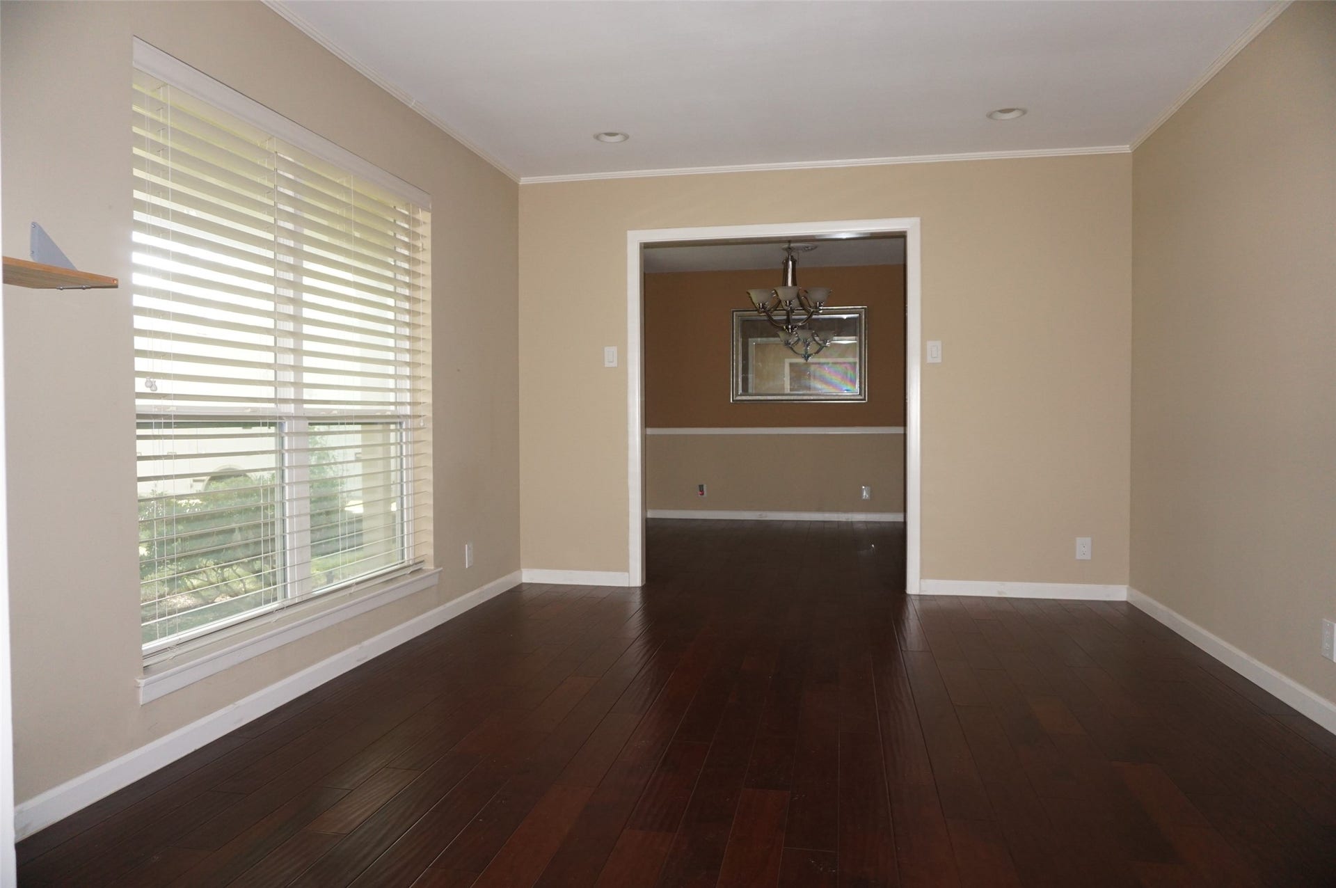 5422 Darnell Street, Houston, TX 77096 5422 Darnell Street, Houston, TX 77096