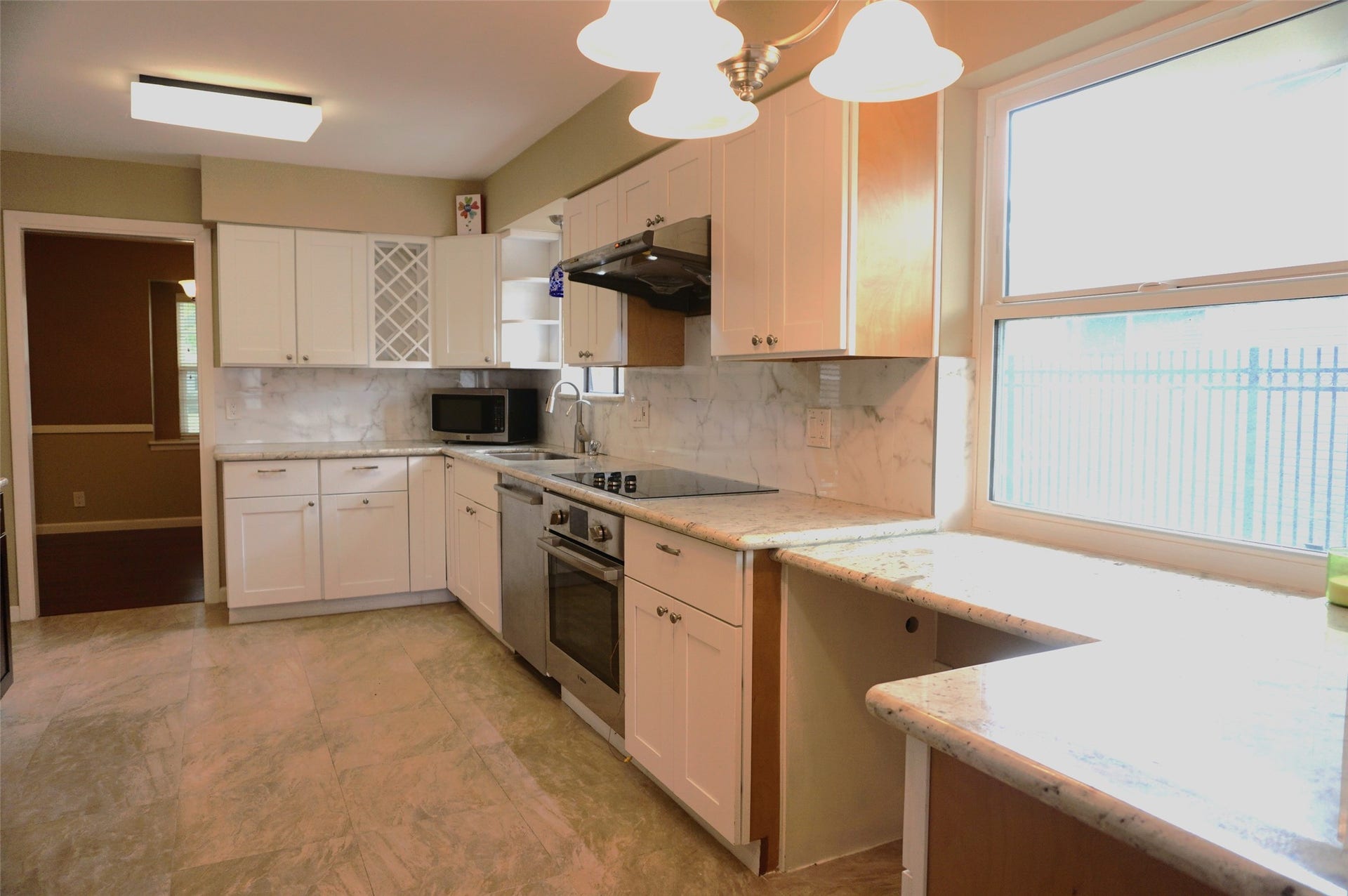 5422 Darnell Street, Houston, TX 77096 5422 Darnell Street, Houston, TX 77096