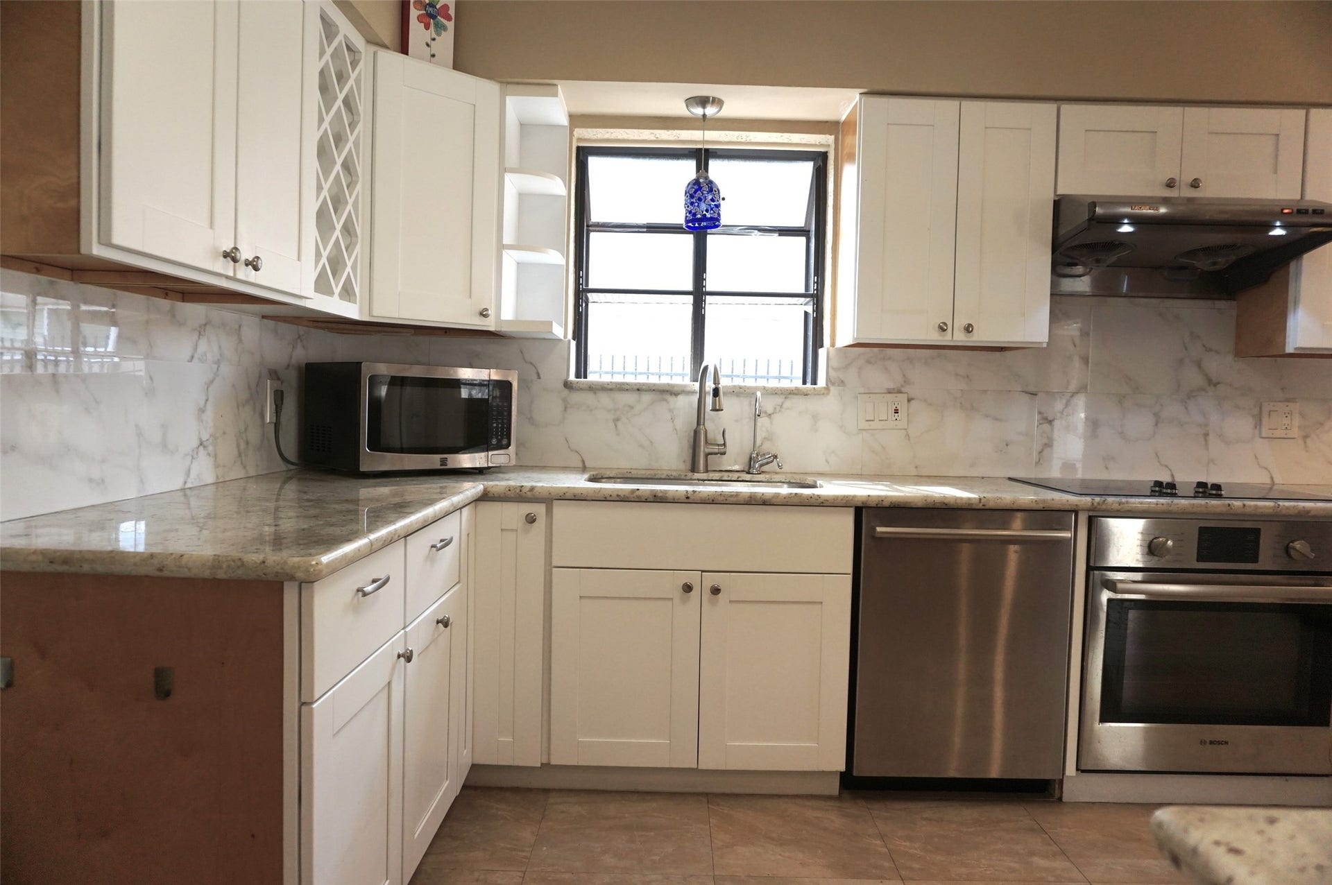 5422 Darnell Street, Houston, TX 77096 5422 Darnell Street, Houston, TX 77096