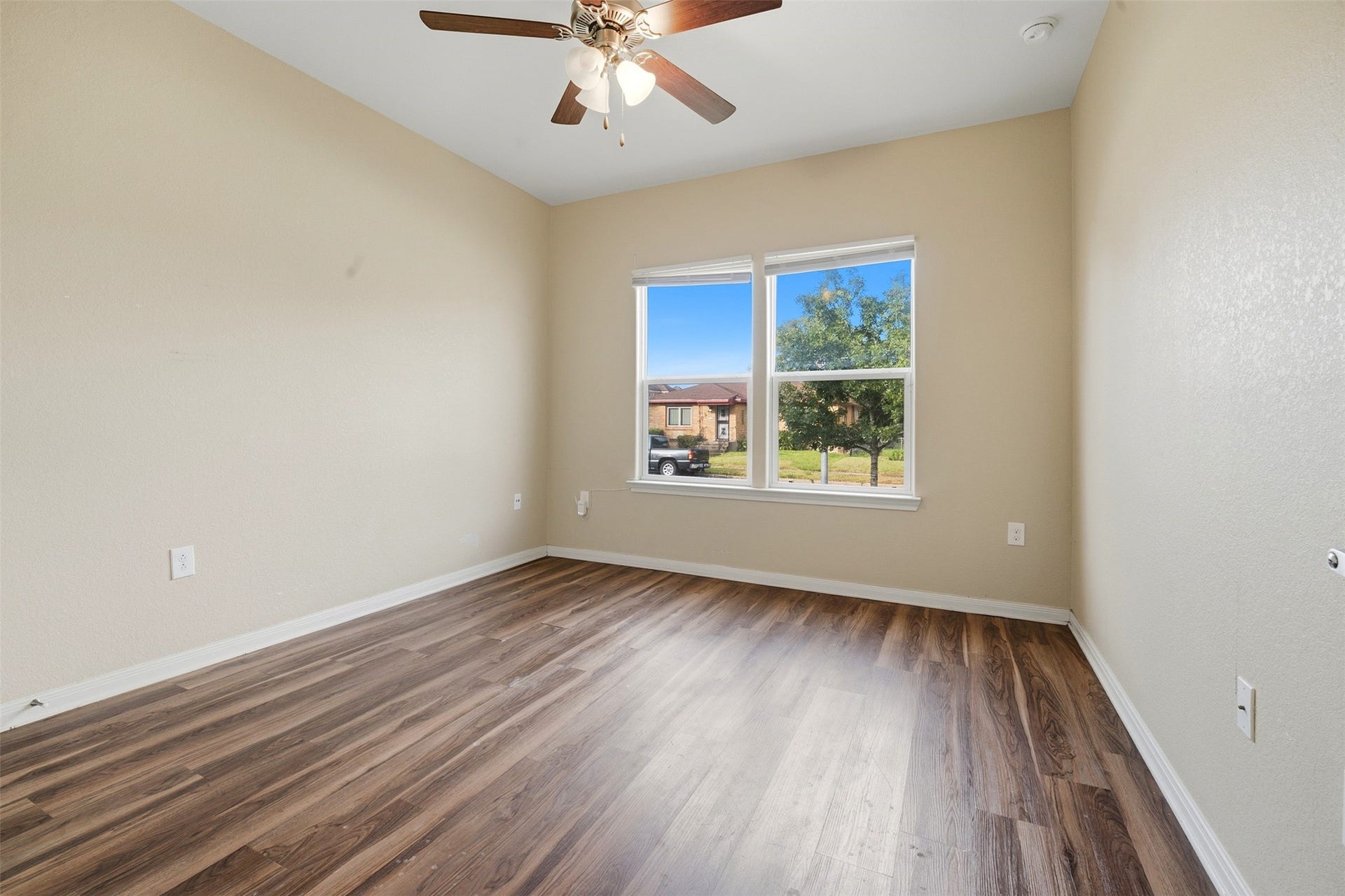 3030 Oakdale Street, Houston, TX 77004 Bedroom