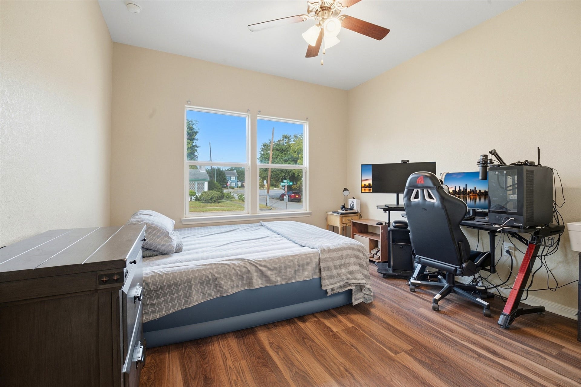 3030 Oakdale Street, Houston, TX 77004 Bedroom