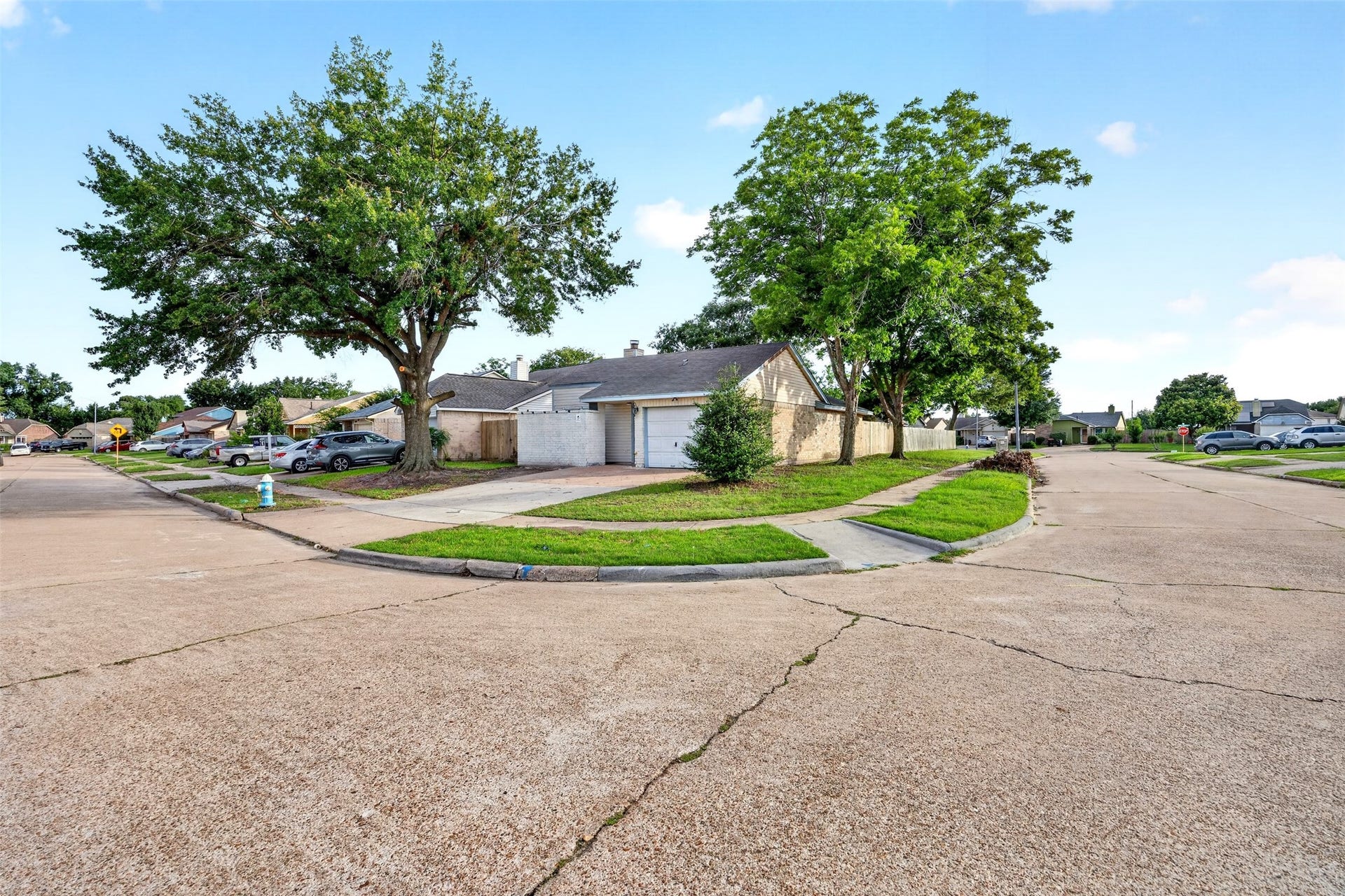 19963 Sutton Falls Drive, Cypress, TX 77433 19963 Sutton Falls Drive, Cypress, TX 77433