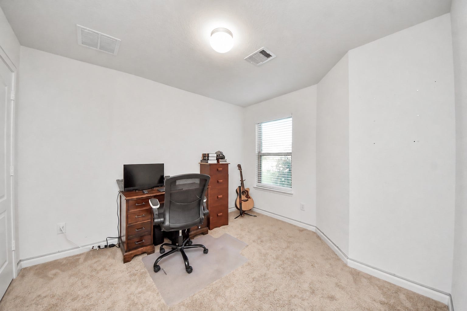 5924 Bluebonnet Lane, Rosenberg, TX 77469 Guest bedroom 1