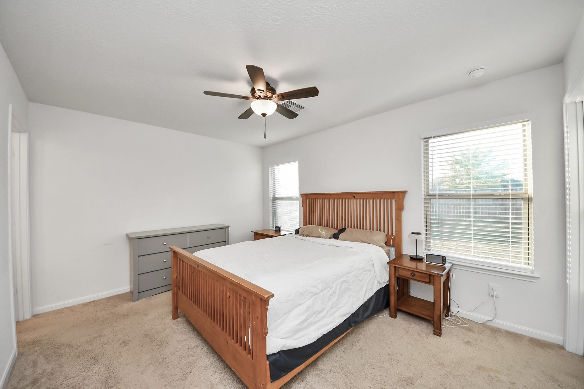 5924 Bluebonnet Lane, Rosenberg, TX 77469 Primary bedroom
