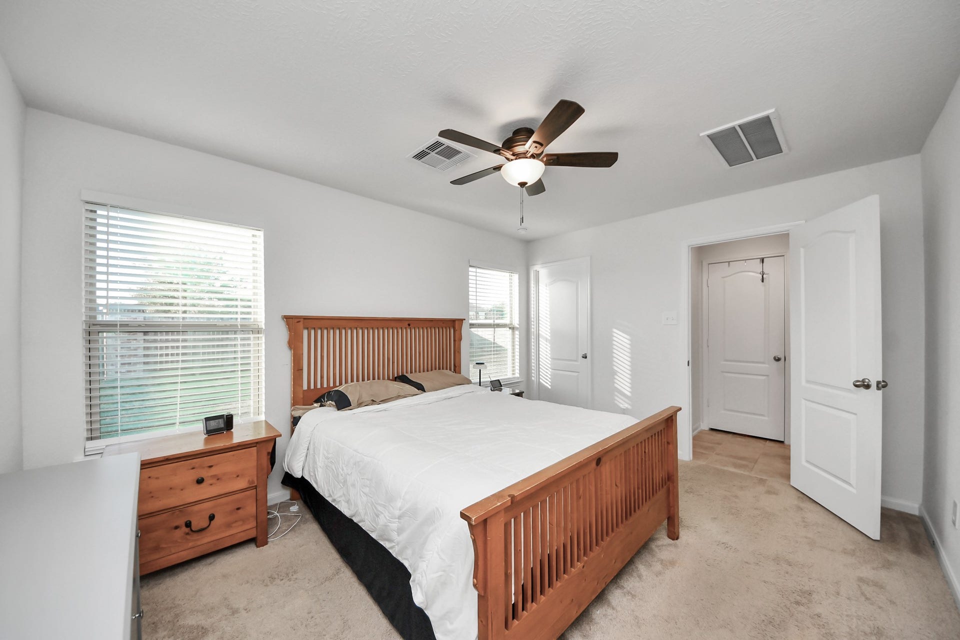 5924 Bluebonnet Lane, Rosenberg, TX 77469 5924 Bluebonnet Lane, Rosenberg, TX 77469