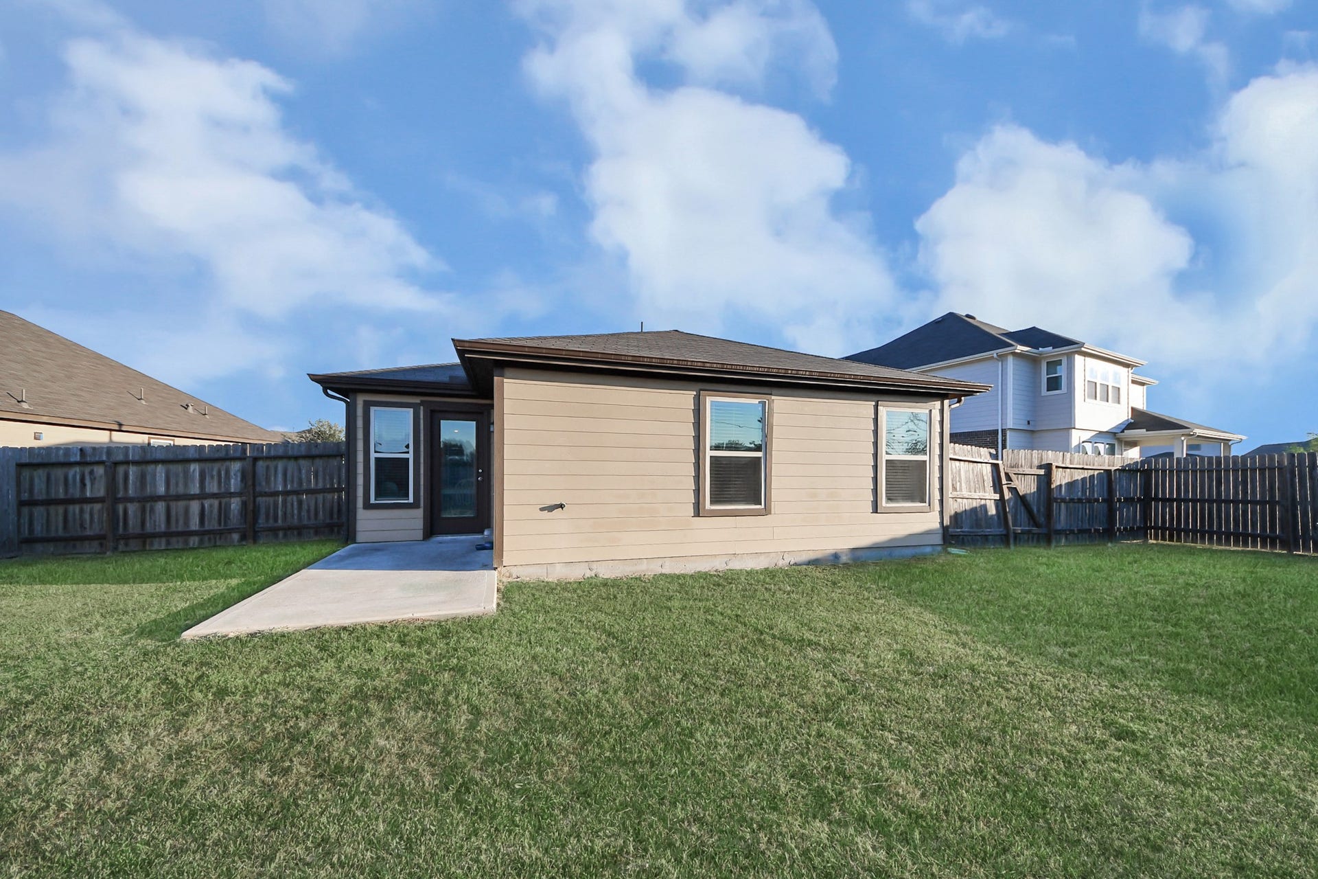 5924 Bluebonnet Lane, Rosenberg, TX 77469 5924 Bluebonnet Lane, Rosenberg, TX 77469