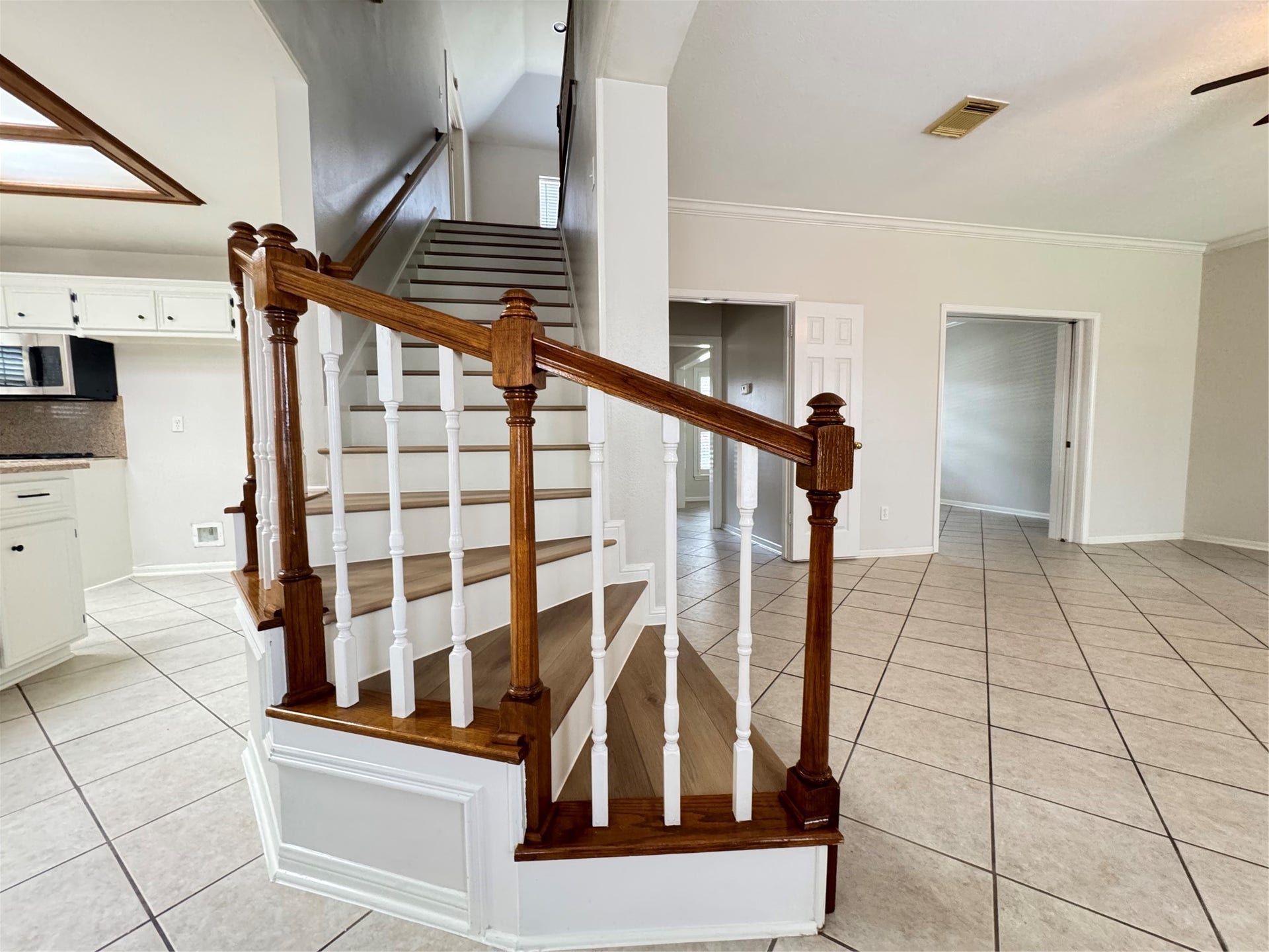 6926 Hearthside Drive, Sugar Land, TX 77479 6926 Hearthside Drive, Sugar Land, TX 77479