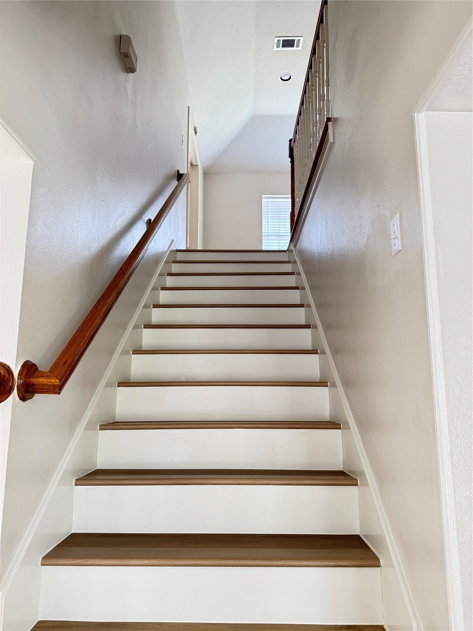 6926 Hearthside Drive, Sugar Land, TX 77479 6926 Hearthside Drive, Sugar Land, TX 77479