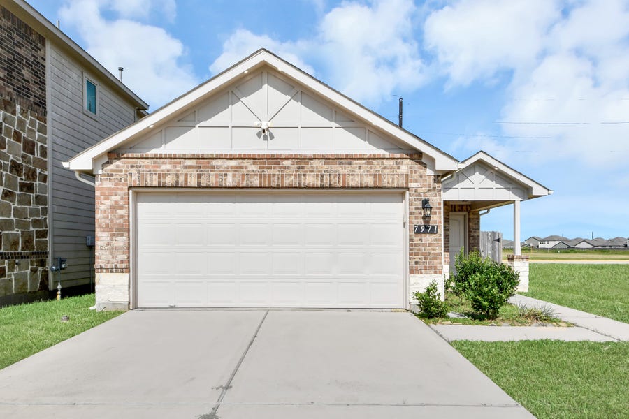 Property photo for 7971 Tuscan Cypress Dr Drive, Cypress, TX
