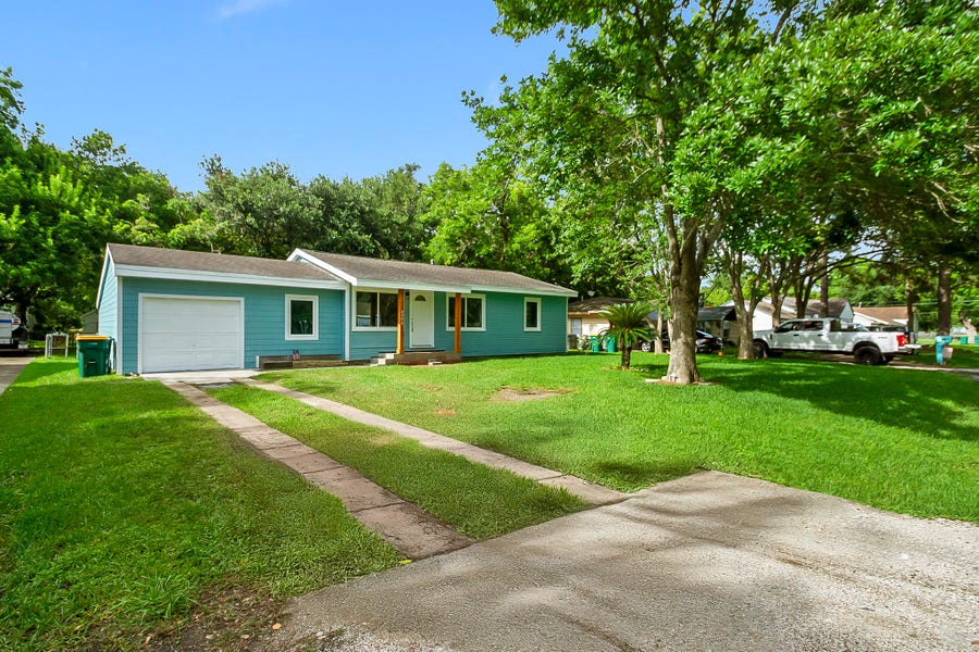 Property photo for 2508 N Houston Drive, La Marque, TX
