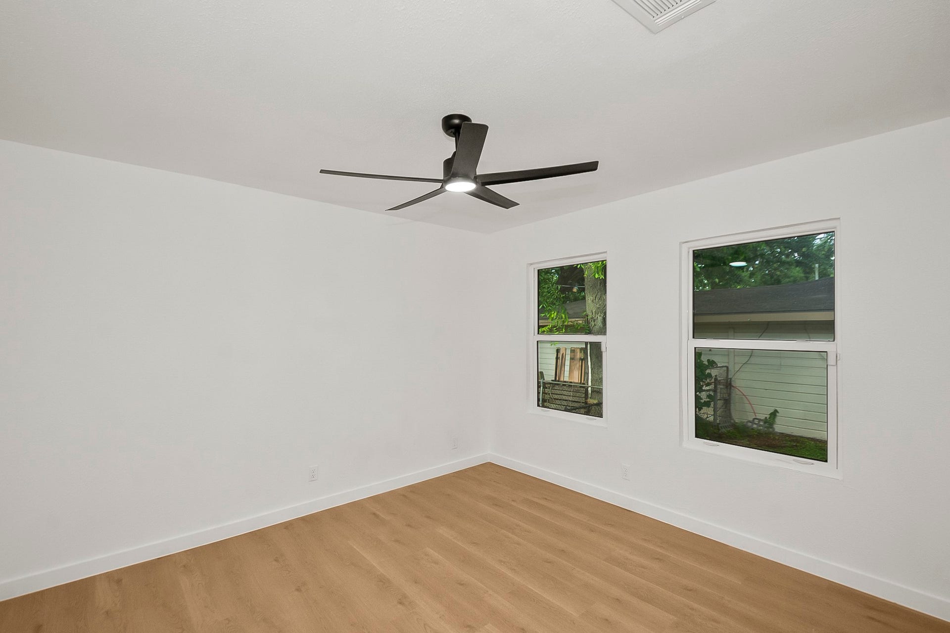2508 N Houston Drive, La Marque, TX 77568 2508 N Houston Drive, La Marque, TX 77568