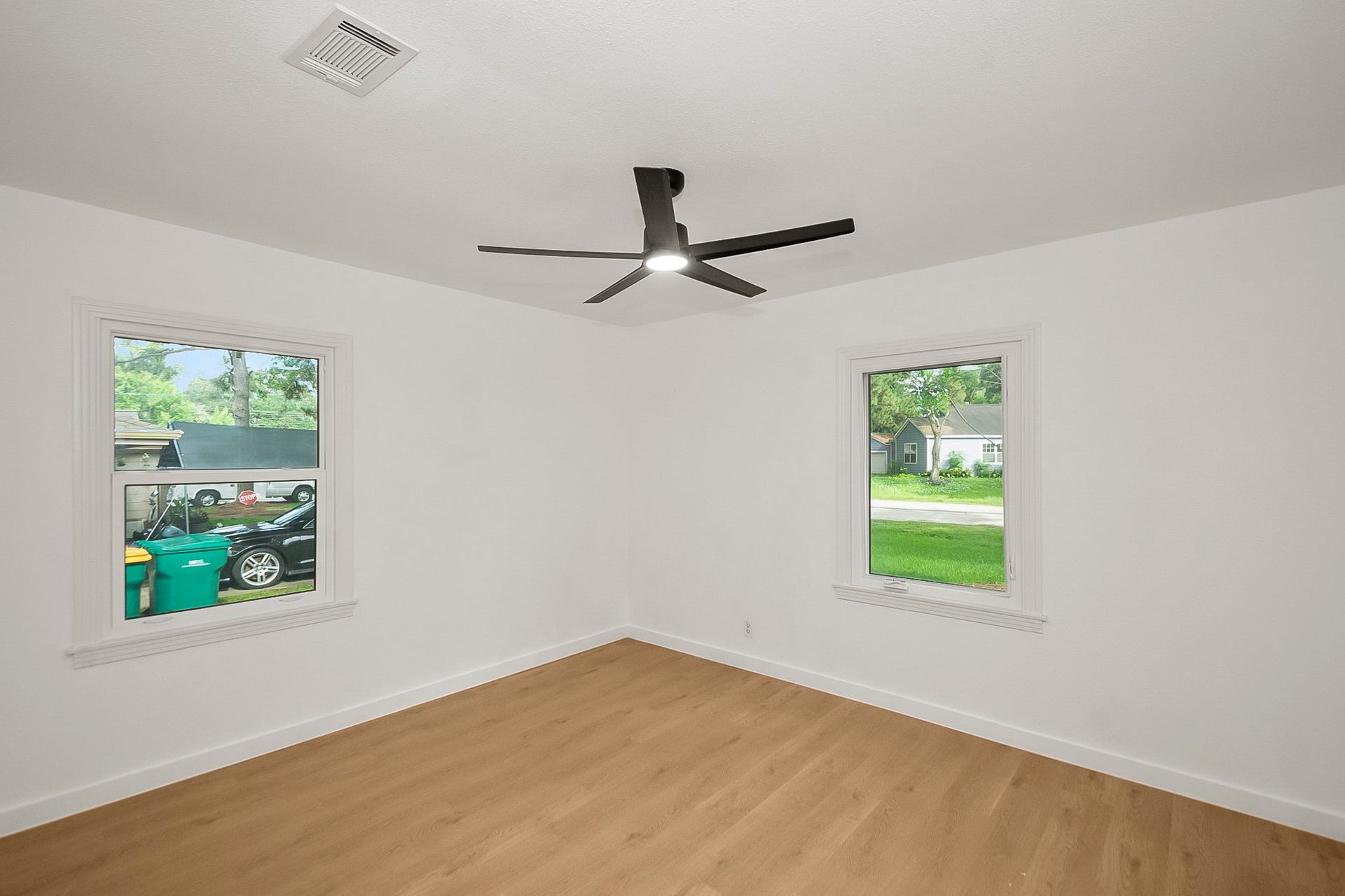 2508 N Houston Drive, La Marque, TX 77568 2508 N Houston Drive, La Marque, TX 77568