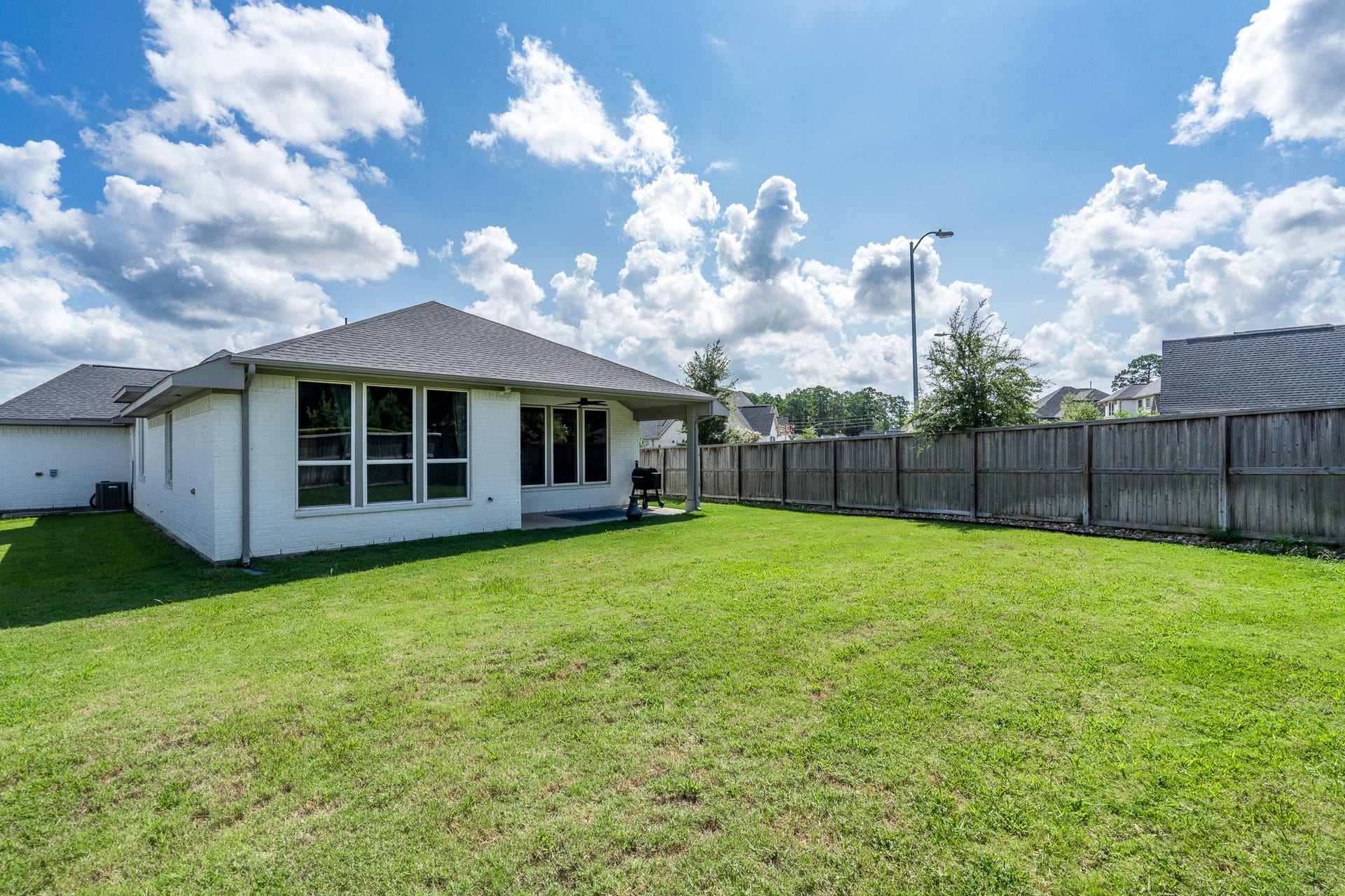 9403 Coleraine Court, Tomball, TX 77375 Enjoy outdoor space