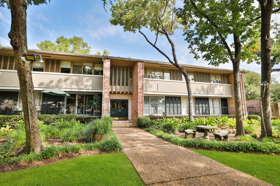Property photo for 666 S Ripple Creek Drive, #666, Houston, TX