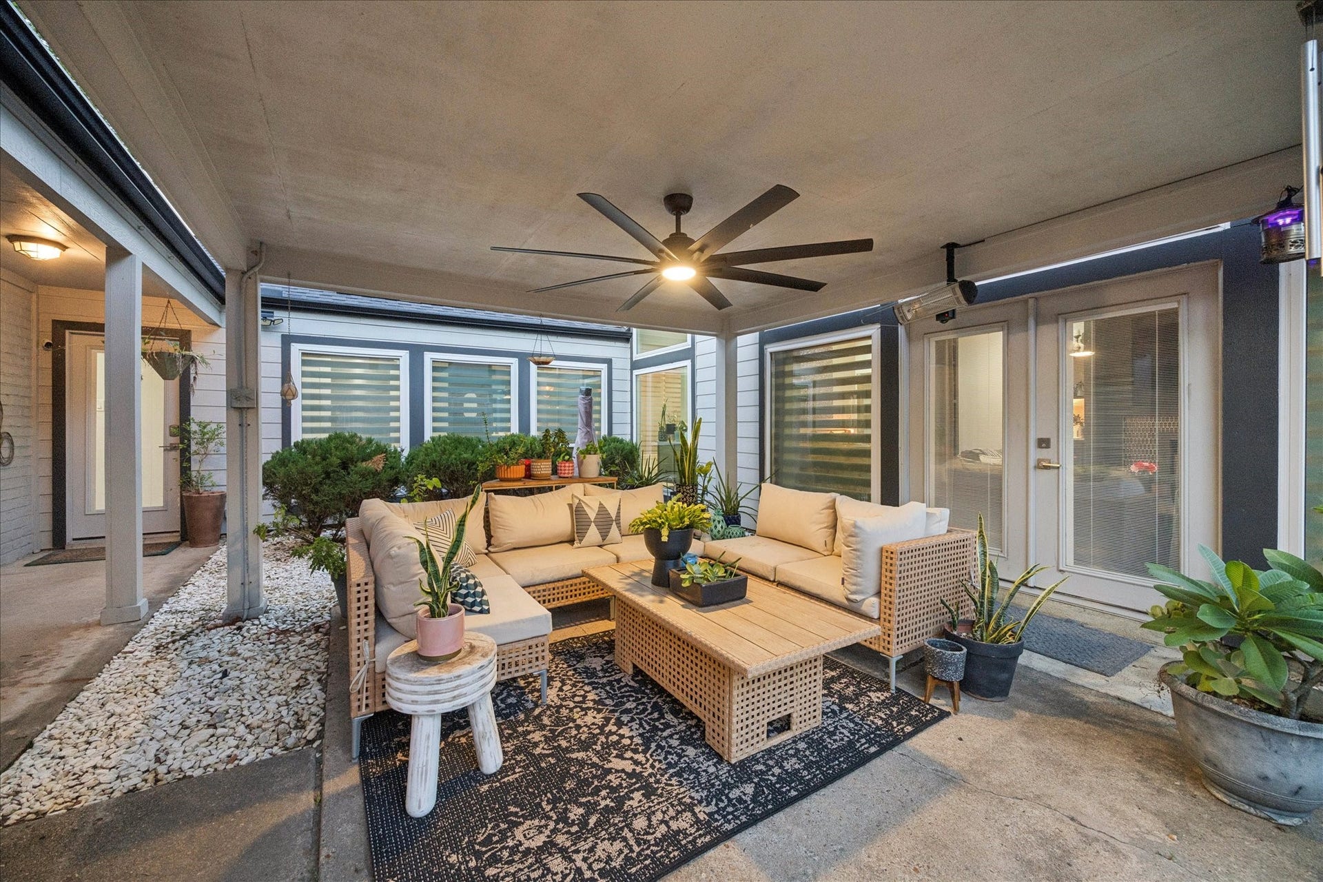 4531 Turf Valley Drive, Houston, TX 77084 Covered patio