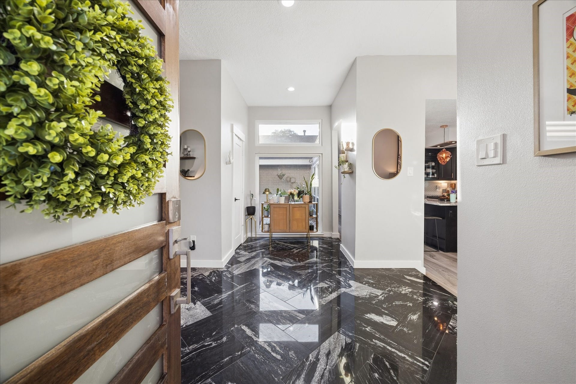 4531 Turf Valley Drive, Houston, TX 77084 Step into the foyer, which features beautiful granite tile flooring.