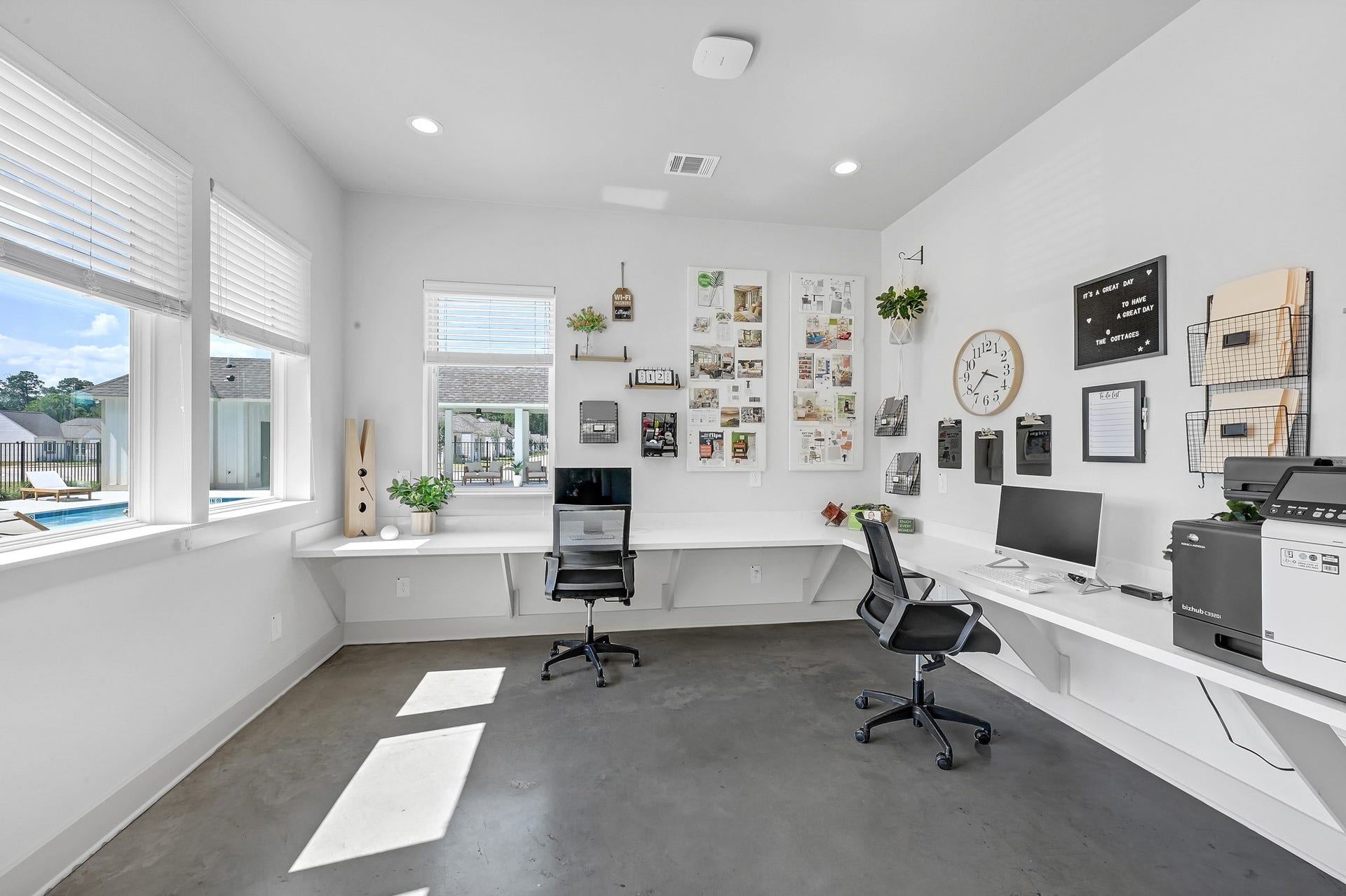 33455 Buckshot Ln Lane, #104, Magnolia, TX 77354 Office space open for our residents!