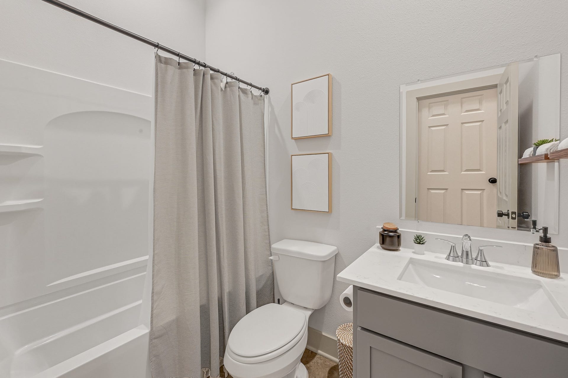 33455 Buckshot Ln Lane, #104, Magnolia, TX 77354 Secondary bathroom!
Model home.