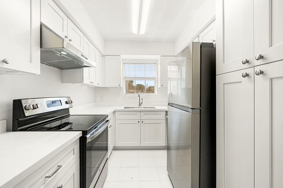 Property photo for 2600 Bellefontaine Street, #D12, Houston, TX