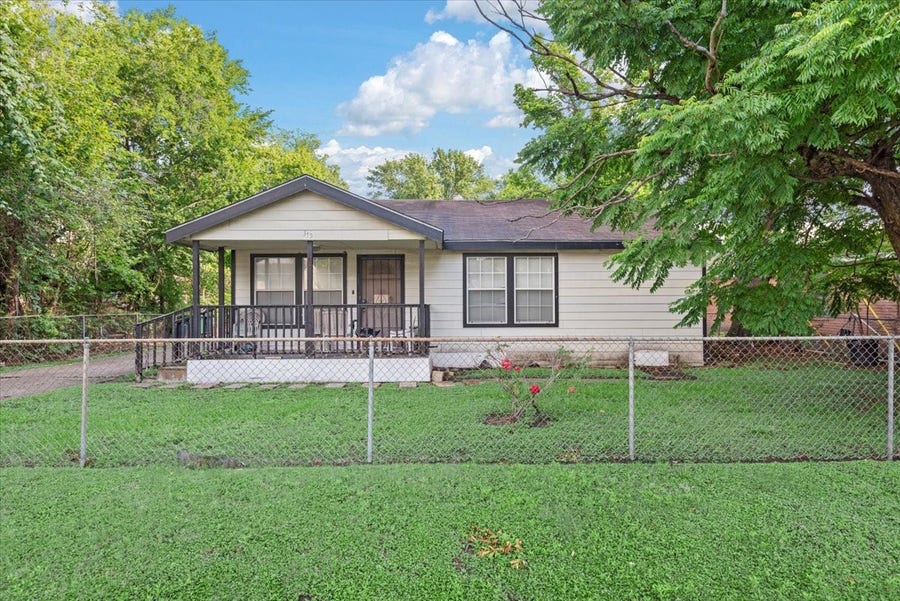 Property photo for 315 E Whitney Street, Houston, TX