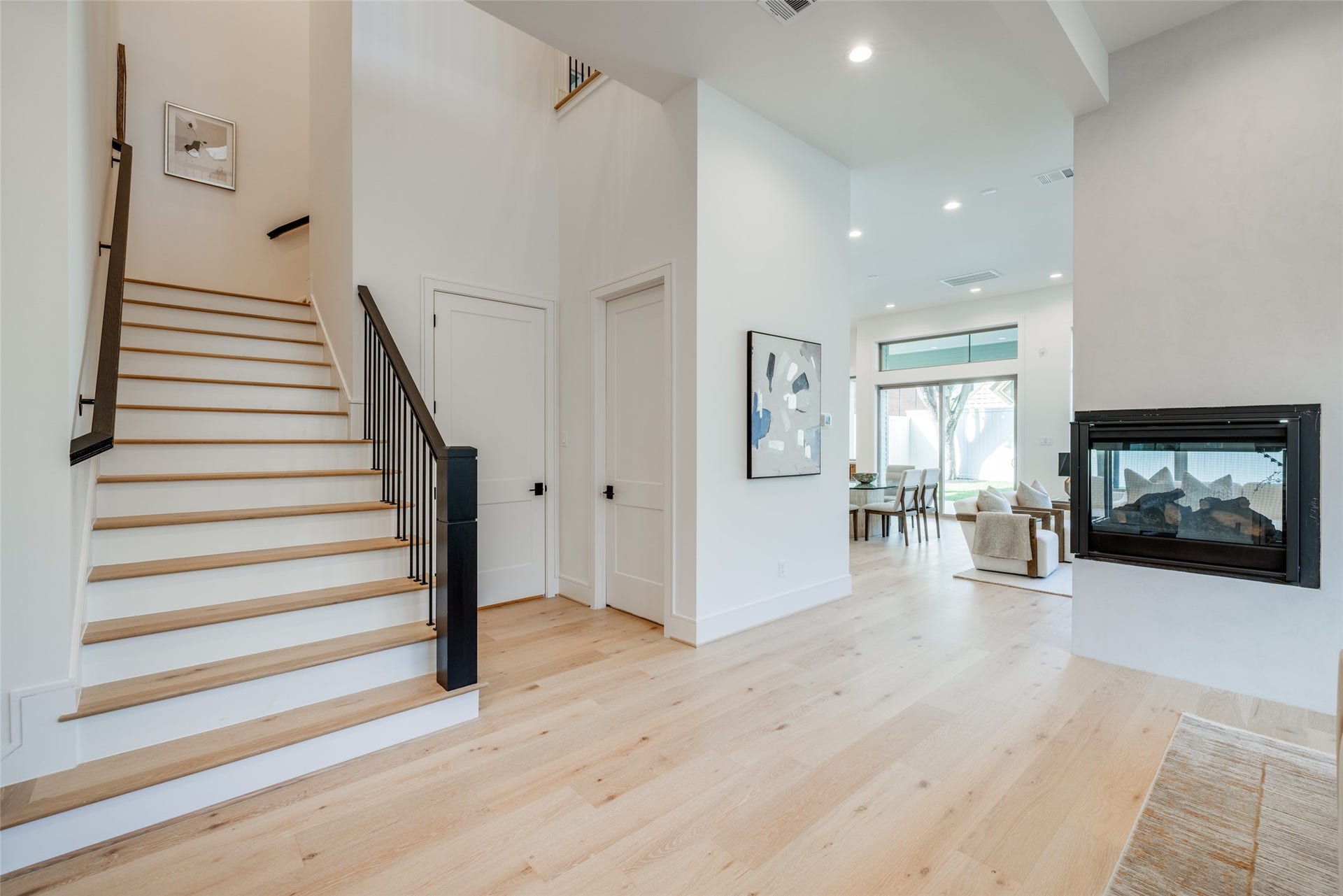 2332 SOUTH BLVD Boulevard, Houston, TX 77098 * Estimated Completion date 06/01/27 *
* ASK ABOUT CUSTOMIZATION OPTIONS DURING CONSTRUCTION ONLY
* MAZZARINO MODEL HOME
* PHOTOS MAY SHOW A SIMILAR FLOOR PLAN AND/OR UPGRADED/ALTERNATIVE FINISHES
* Please use these photos as a guide
* THIS IS AN ACTIVE CONSTRUCTION SITE, BUYERS MUST REQUEST APPOINTMENT TO BE ON PREMISE AT ALL TIMES.