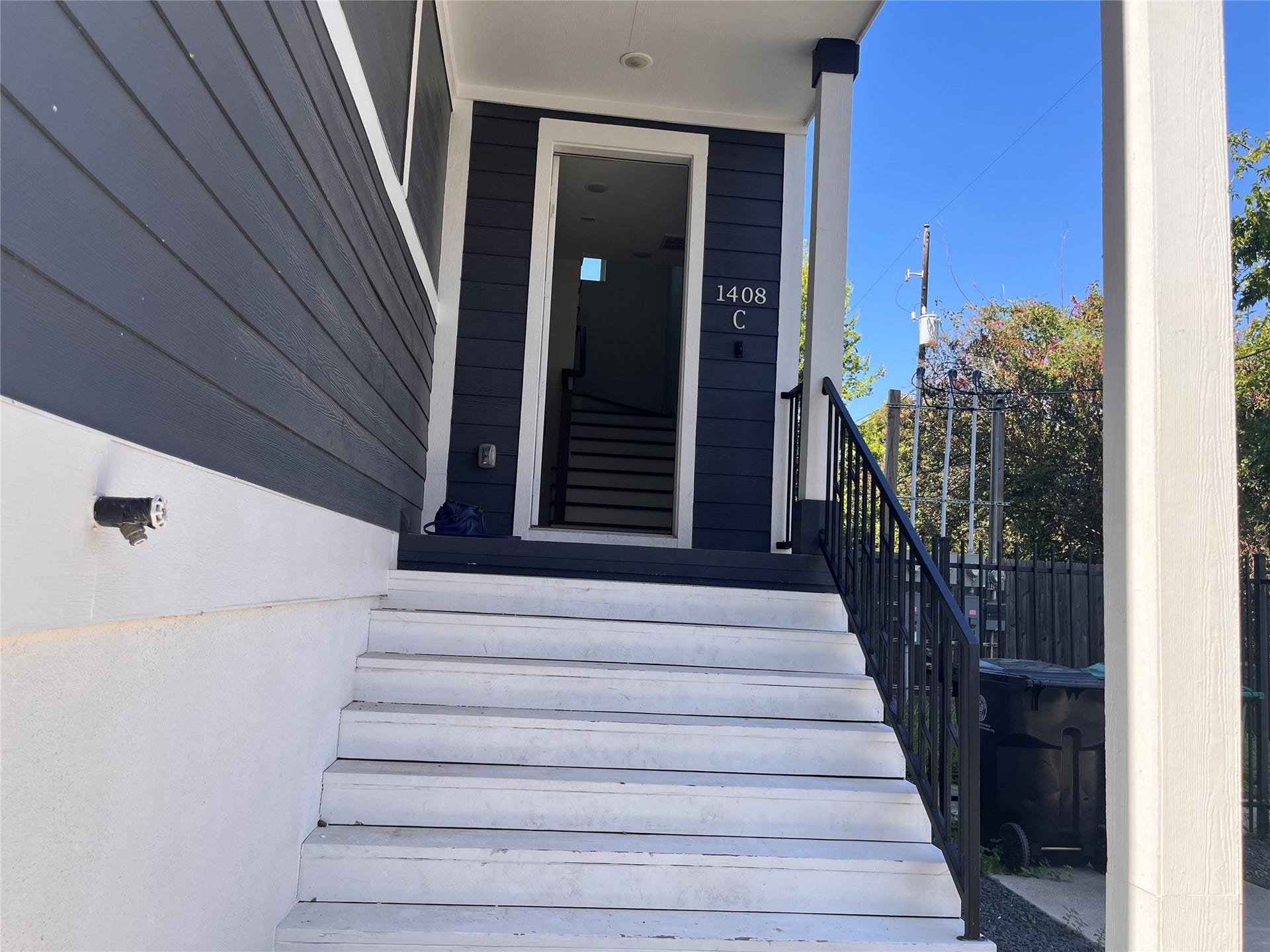 1408 W W 21st Street, #C, Houston, TX 77008 Welcome Home