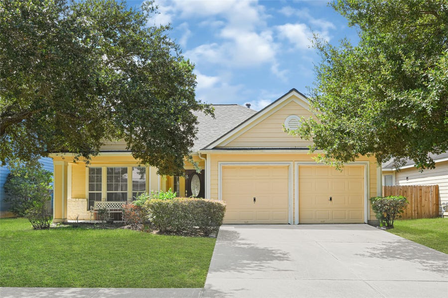 Property photo for 17919 Magenta Springs Drive, Humble, TX