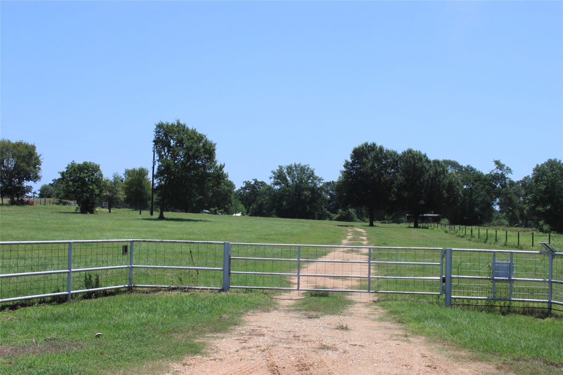 27134 Muckelroy Road, Hempstead, TX 77445