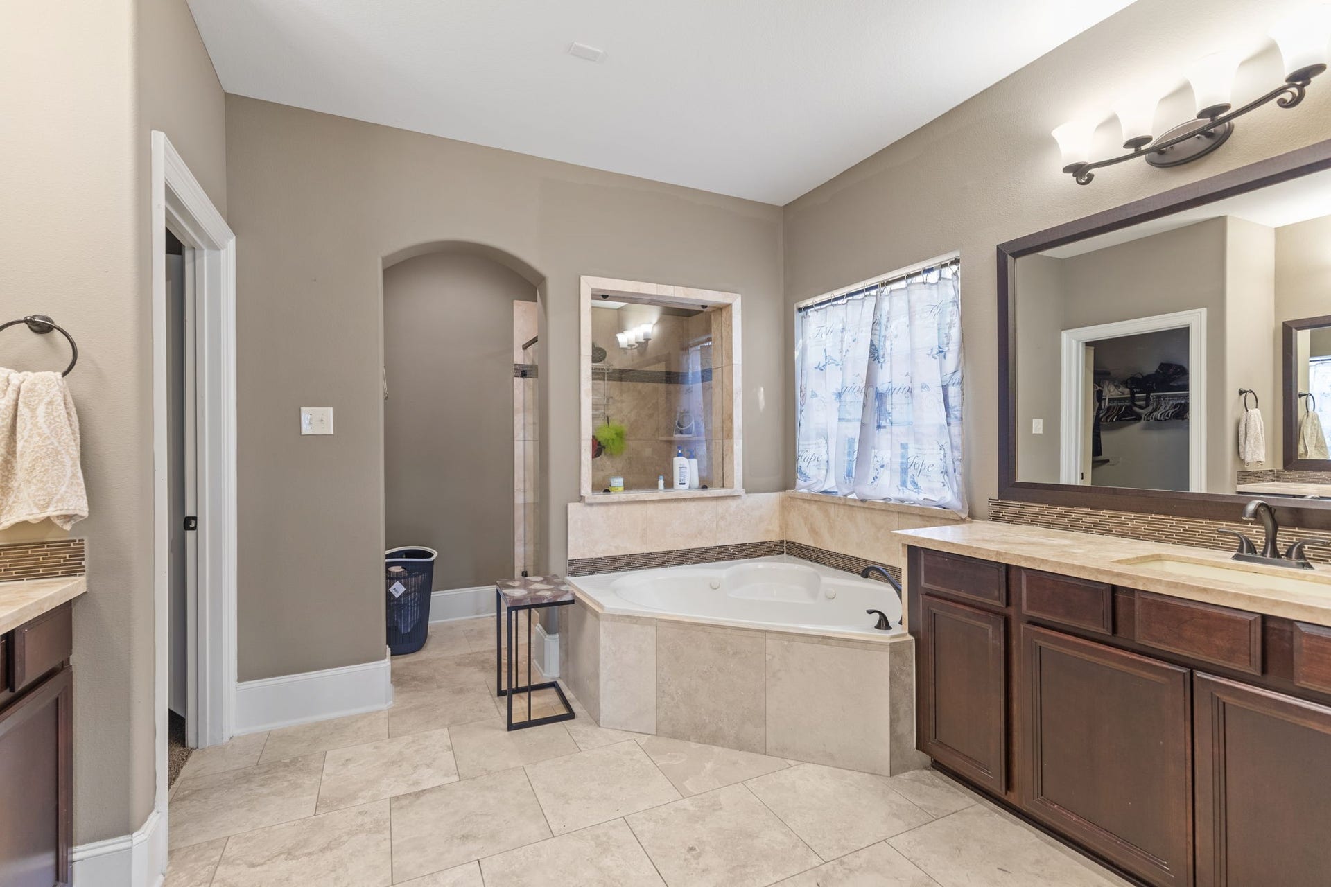 6602 Bella Meda Lane, Katy, TX 77494 6602 Bella Meda Lane, Katy, TX 77494