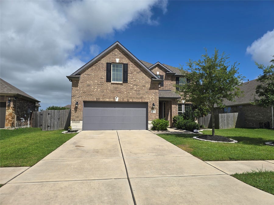 Property photo for 18938 Lynnwood Crest Drive, Manvel, TX