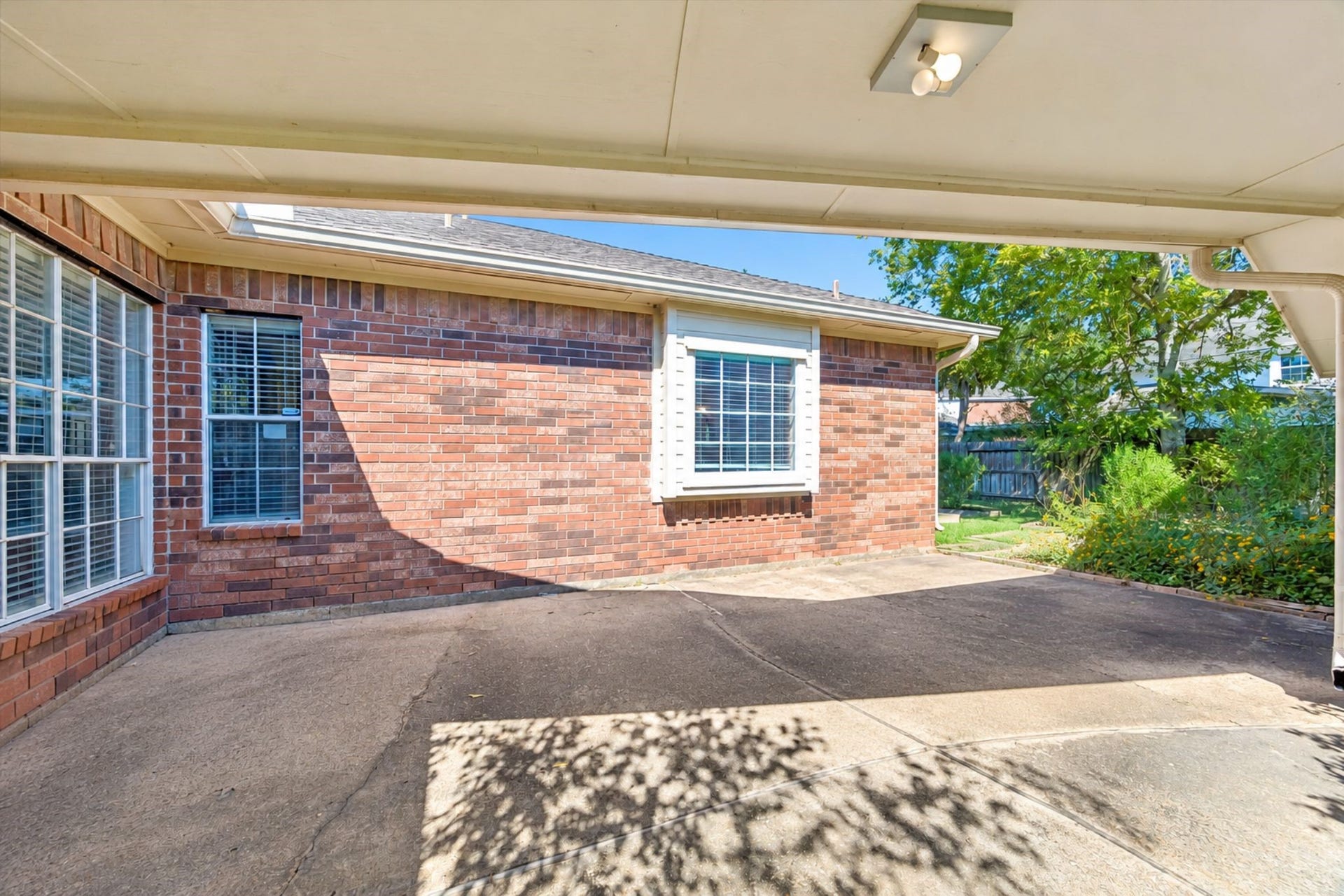 7015 GREATWOOD TRAILS COURT, Sugar Land, TX 77479 7015 GREATWOOD TRAILS COURT, Sugar Land, TX 77479