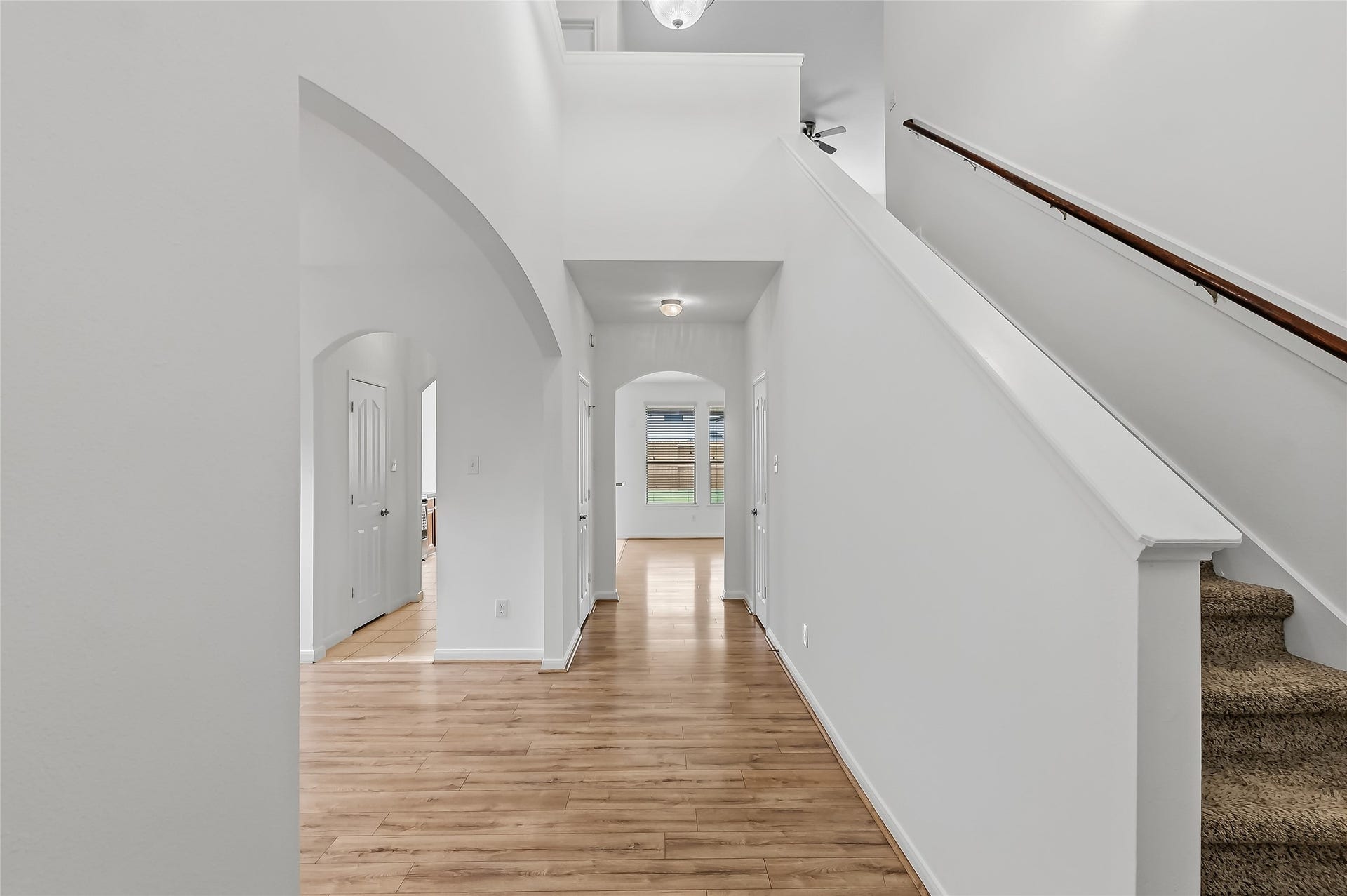 32014 Decker Oaks Drive, Pinehurst, TX 77362 32014 Decker Oaks Drive, Pinehurst, TX 77362