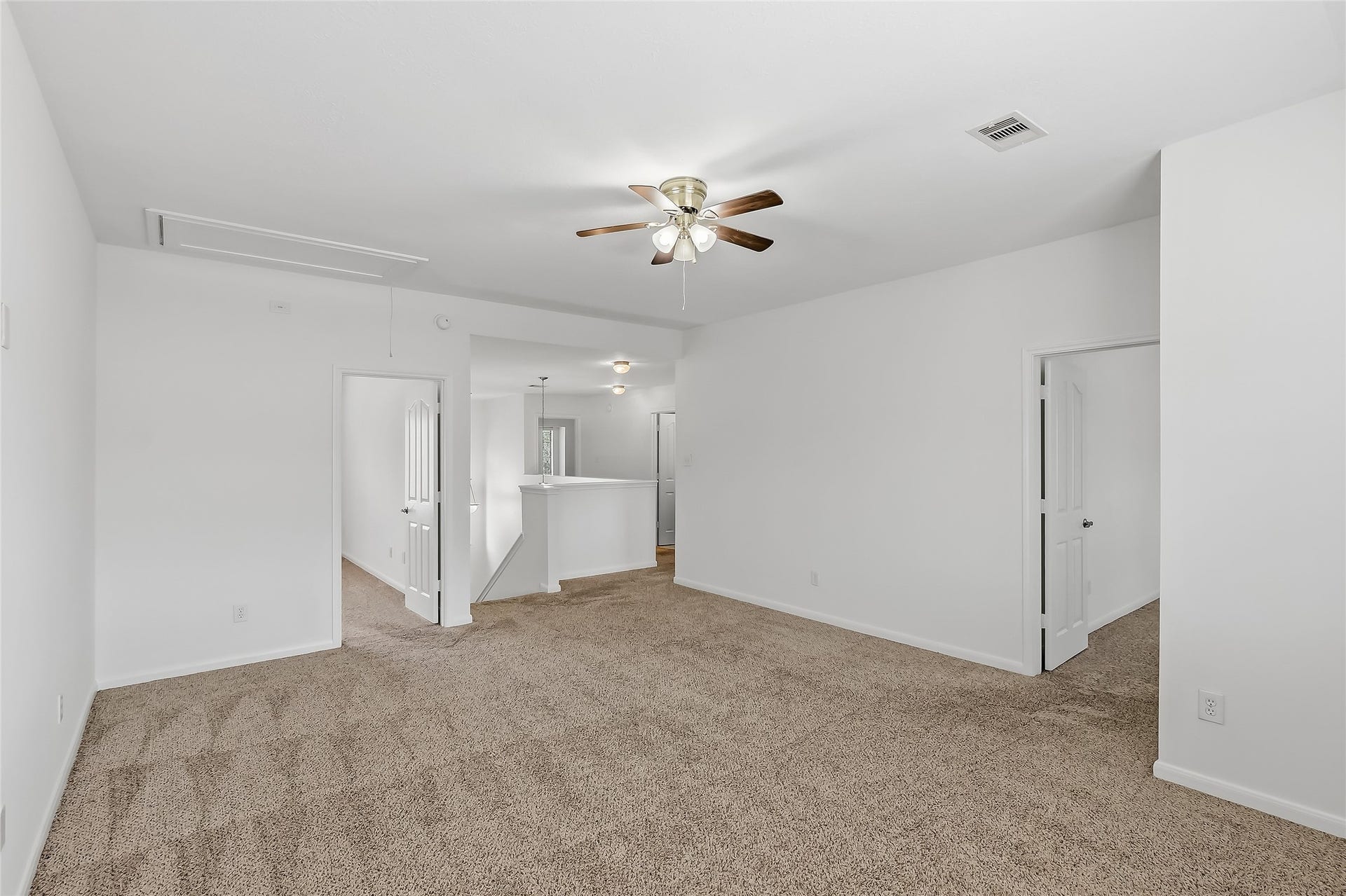 32014 Decker Oaks Drive, Pinehurst, TX 77362 32014 Decker Oaks Drive, Pinehurst, TX 77362