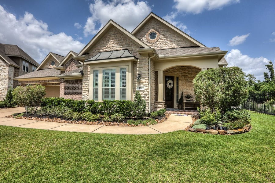 Property photo for 154 W Hullwood Court, The Woodlands, TX