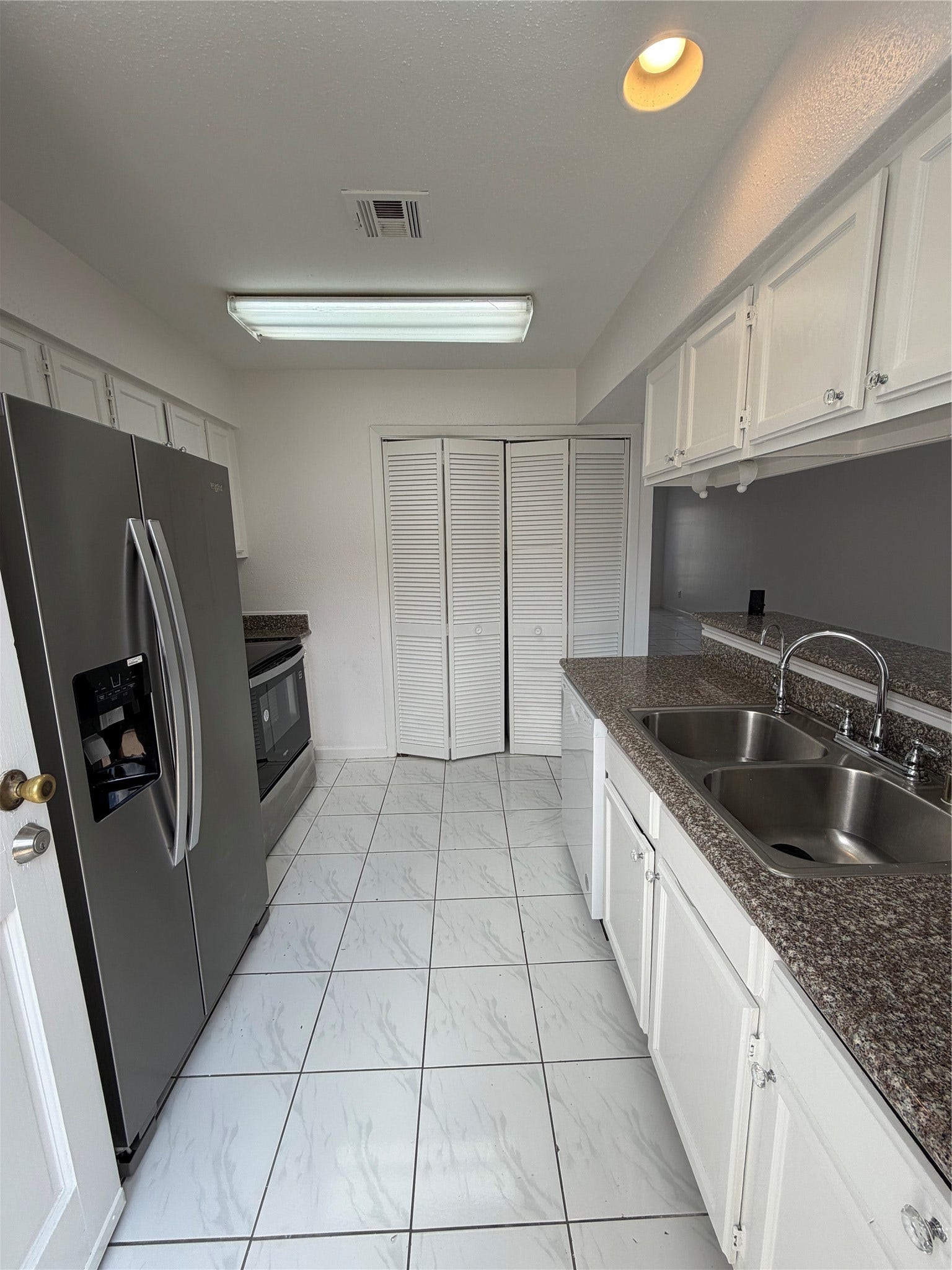 9901 Sharpcrest Street, #E6, Houston, TX 77036