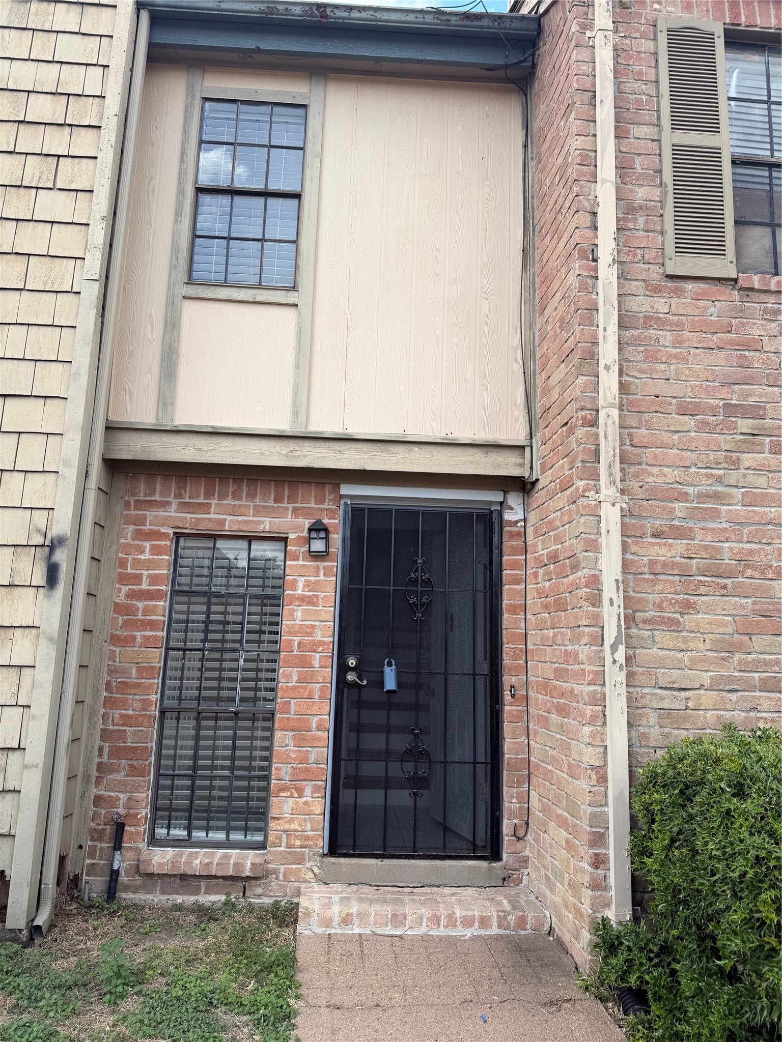 9901 Sharpcrest Street, #E6, Houston, TX 77036