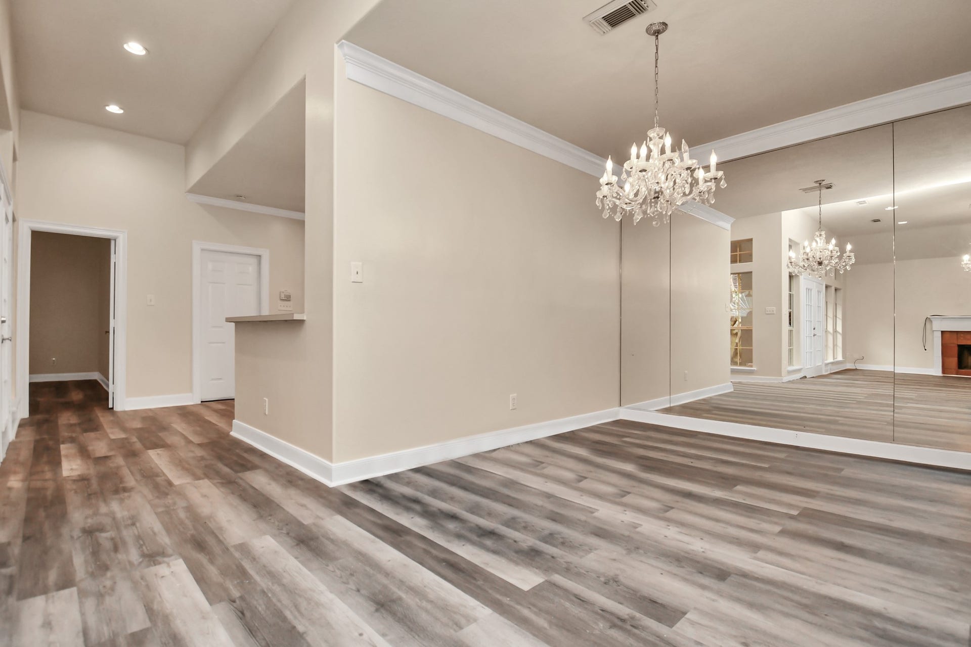 4727 Cashel Castle Drive, Houston, TX 77069 4727 Cashel Castle Drive, Houston, TX 77069