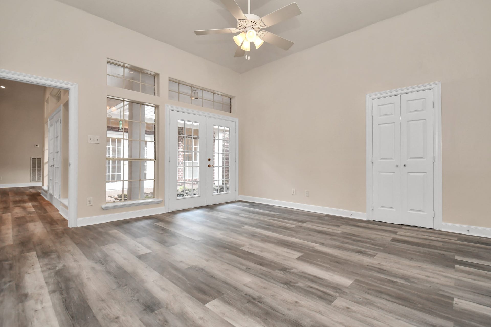 4727 Cashel Castle Drive, Houston, TX 77069 4727 Cashel Castle Drive, Houston, TX 77069