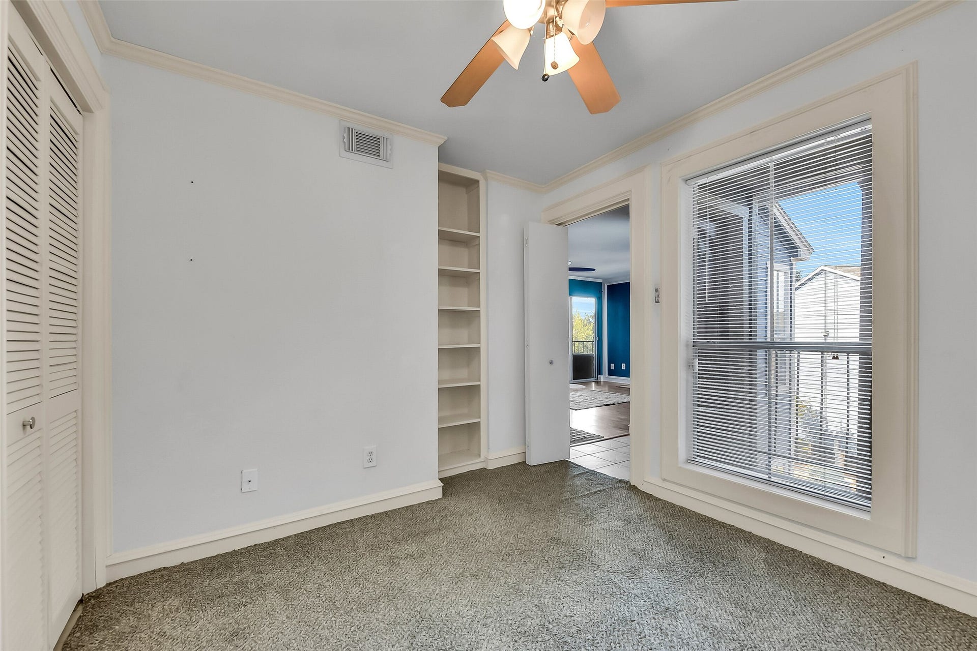 18519 Egret Bay Boulevard, #1710, Webster, TX 77058 18519 Egret Bay Boulevard, #1710, Webster, TX 77058