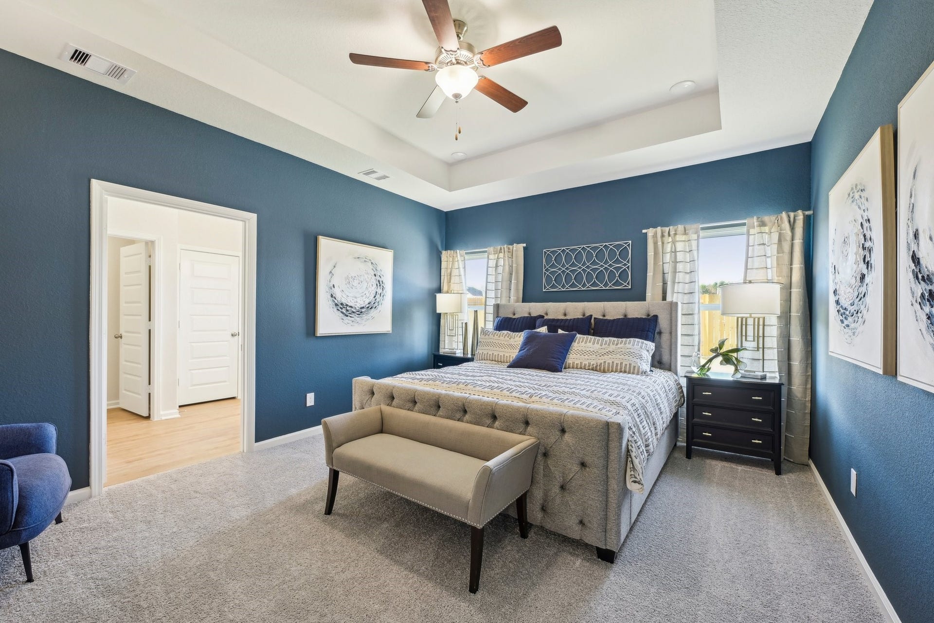 2831 Wind Cave Drive, Iowa Colony, TX 77583 Oakshire II- Primary Bedroom. Sample image for illustration; upgrades, options, and colors may vary.