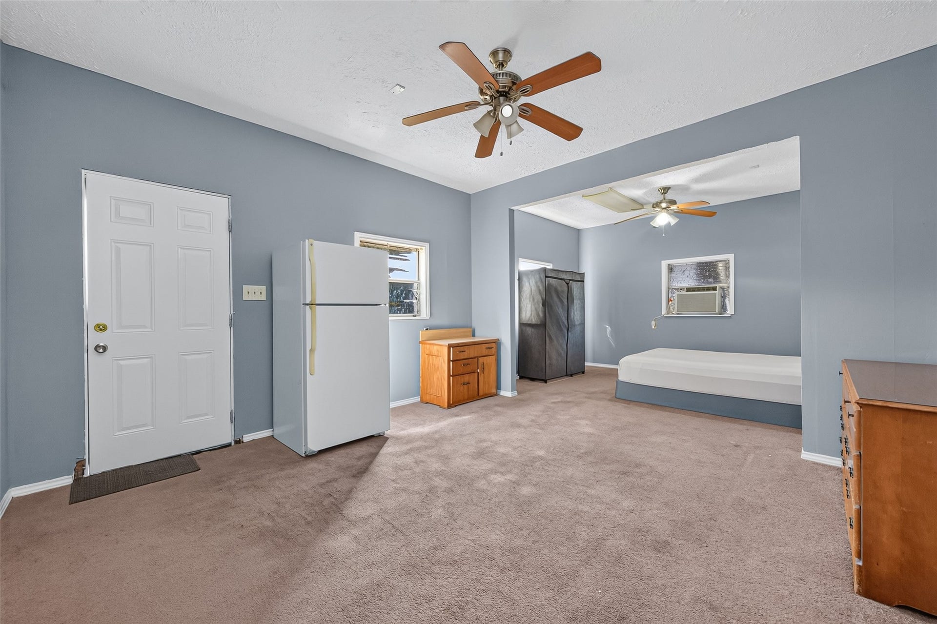 10635 Seaford Drive, Houston, TX 77089 10635 Seaford Drive, Houston, TX 77089