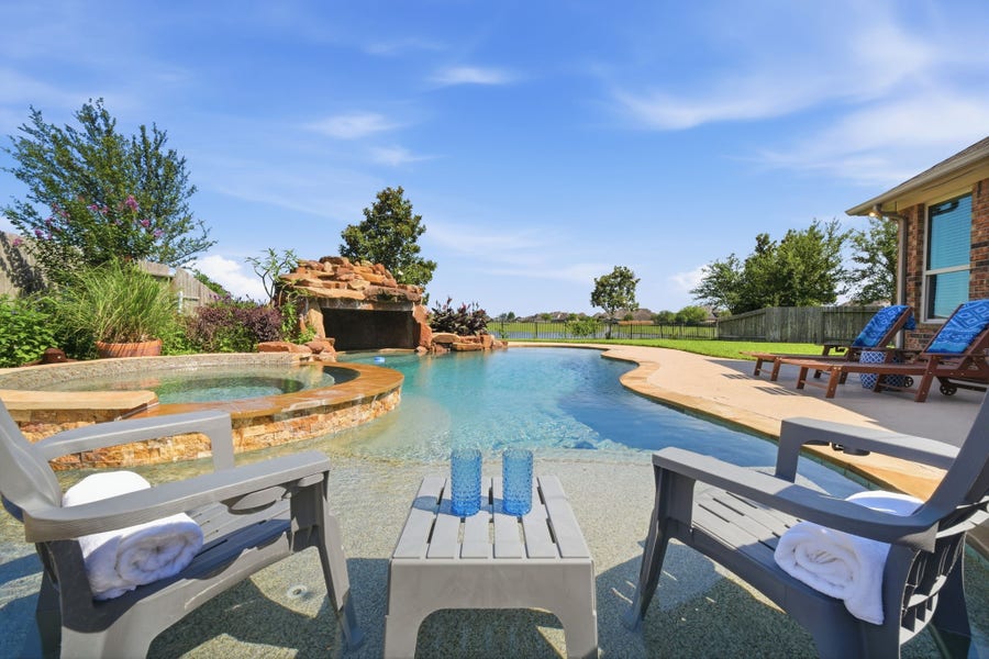 Property photo for 1433 Hicks Field Lane, League City, TX