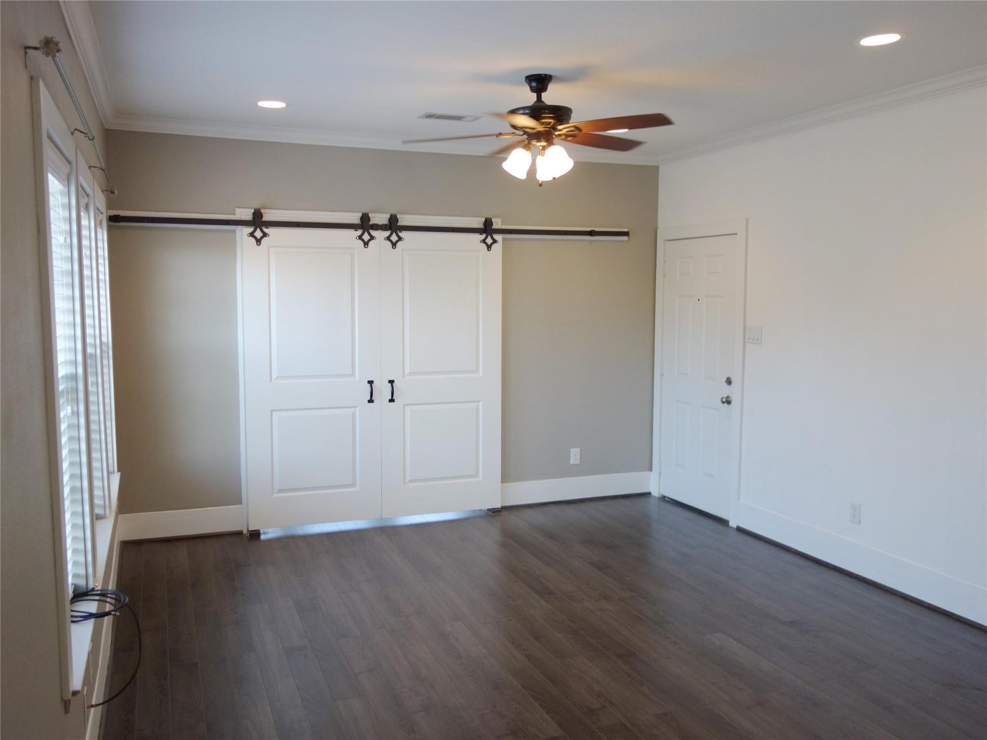 4114 Lamar Street, Houston, TX 77023 4114 Lamar Street, Houston, TX 77023