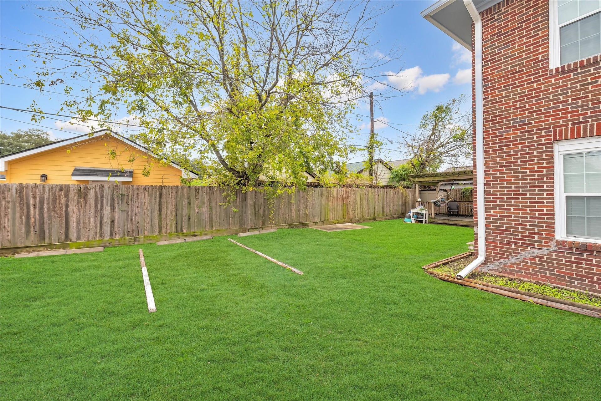 4114 Lamar Street, Houston, TX 77023 4114 Lamar Street, Houston, TX 77023