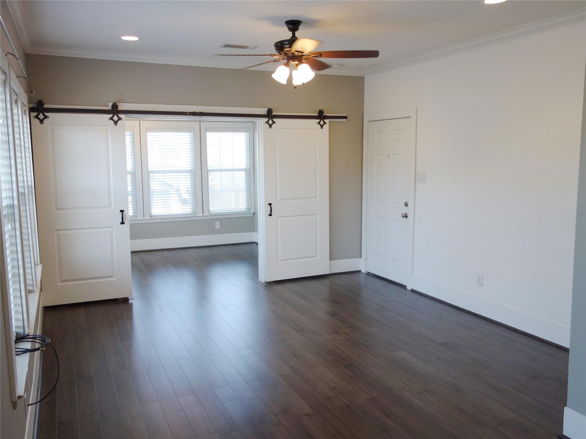 4114 Lamar Street, Houston, TX 77023 4114 Lamar Street, Houston, TX 77023